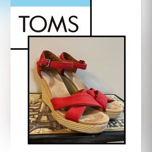 🎉 TOMS Espadrille Wedge Canvas Sandal Red Size 9.5